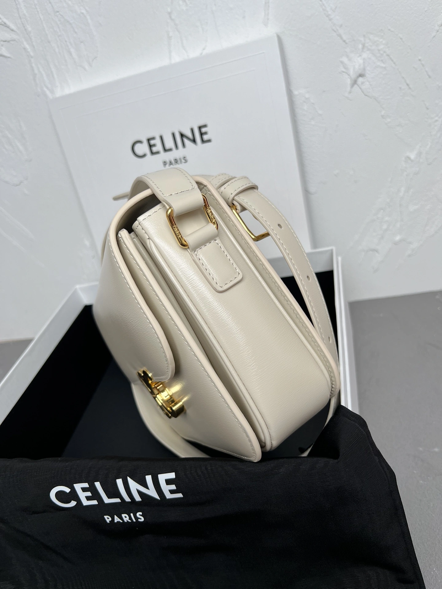 Snug Celine Satchel Bags 78447