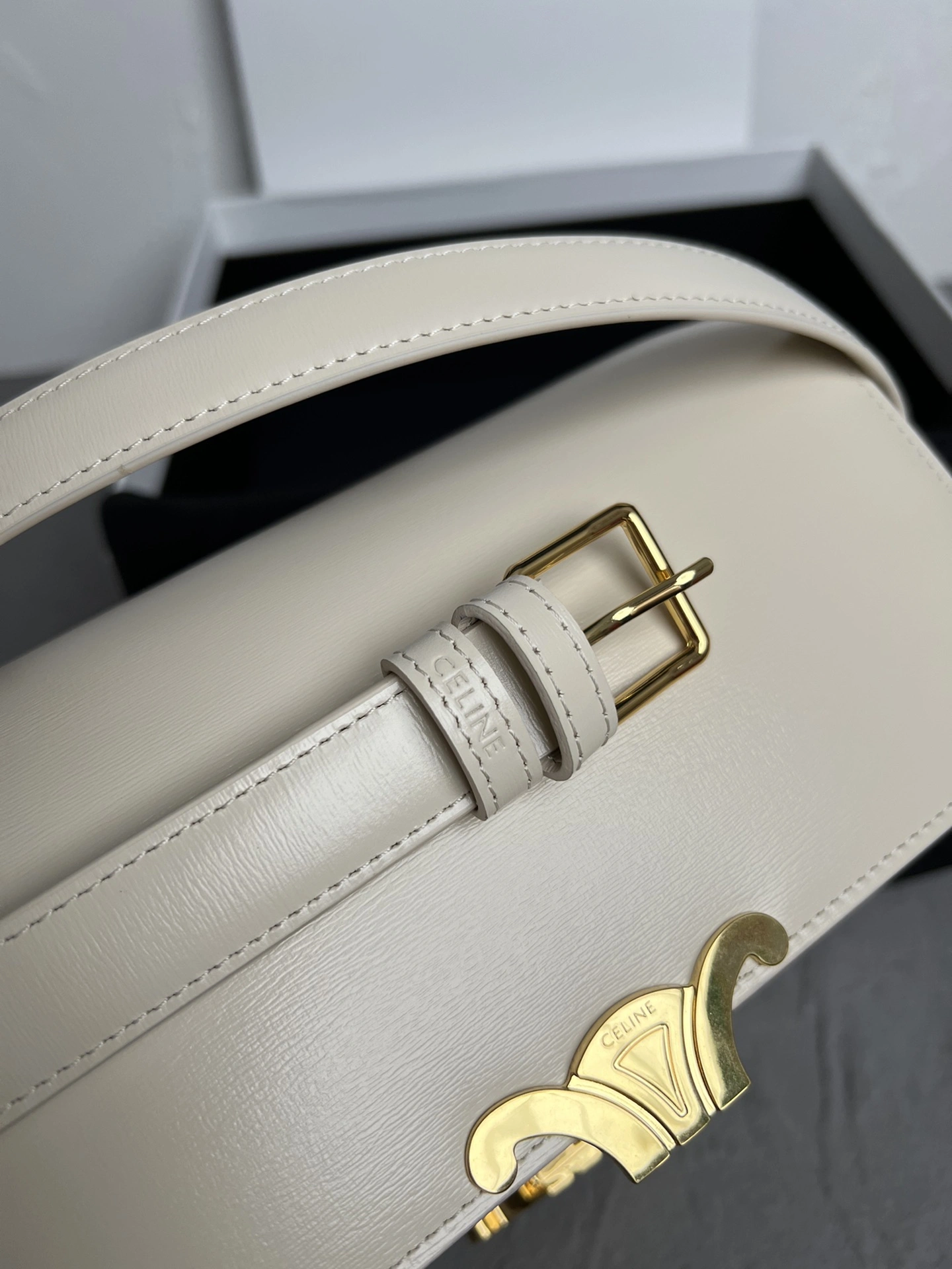 Snug Celine Satchel Bags 78447