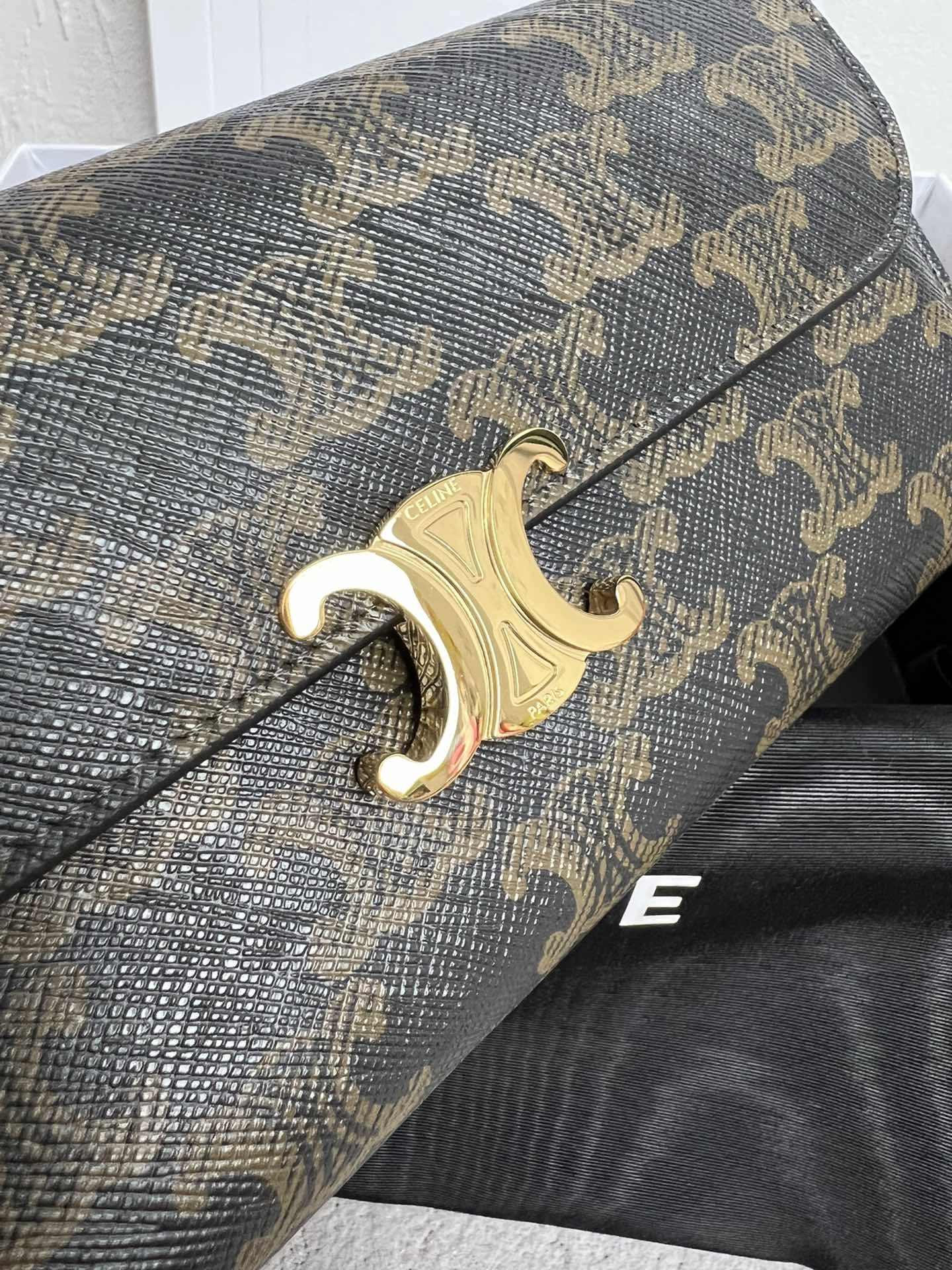 Celine Satchel Bags Bold 73691