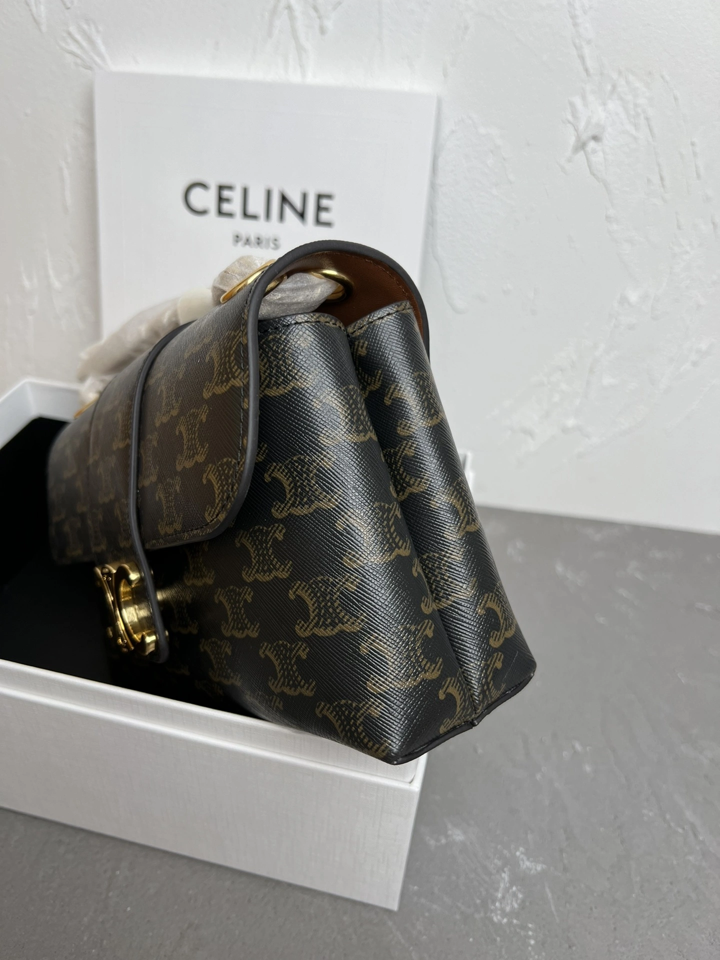 Vibrant Celine Satchel Bags 73684