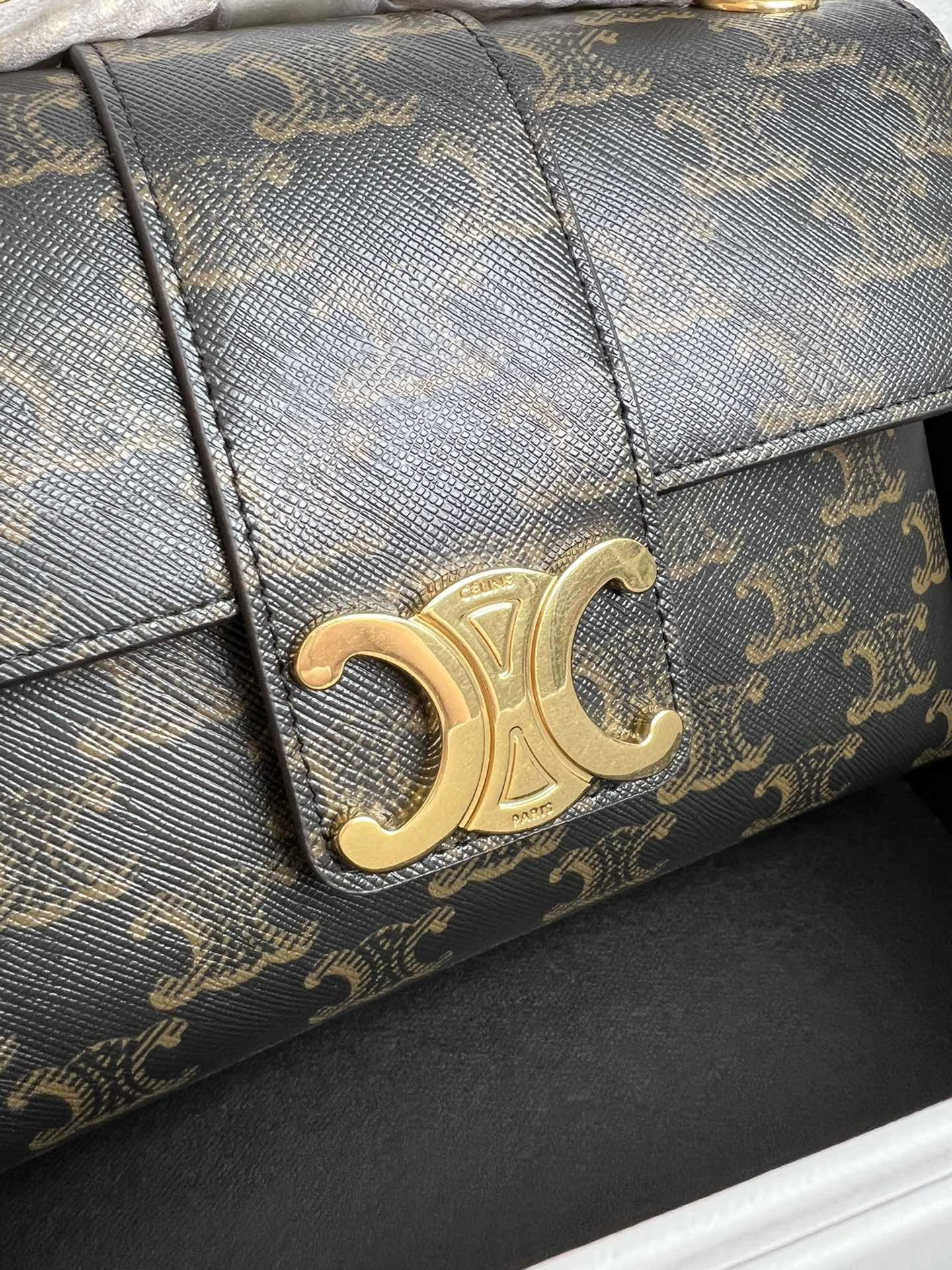 Vibrant Celine Satchel Bags 73684