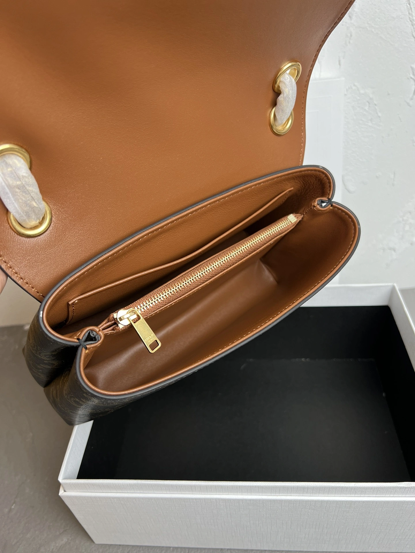 Vibrant Celine Satchel Bags 73684