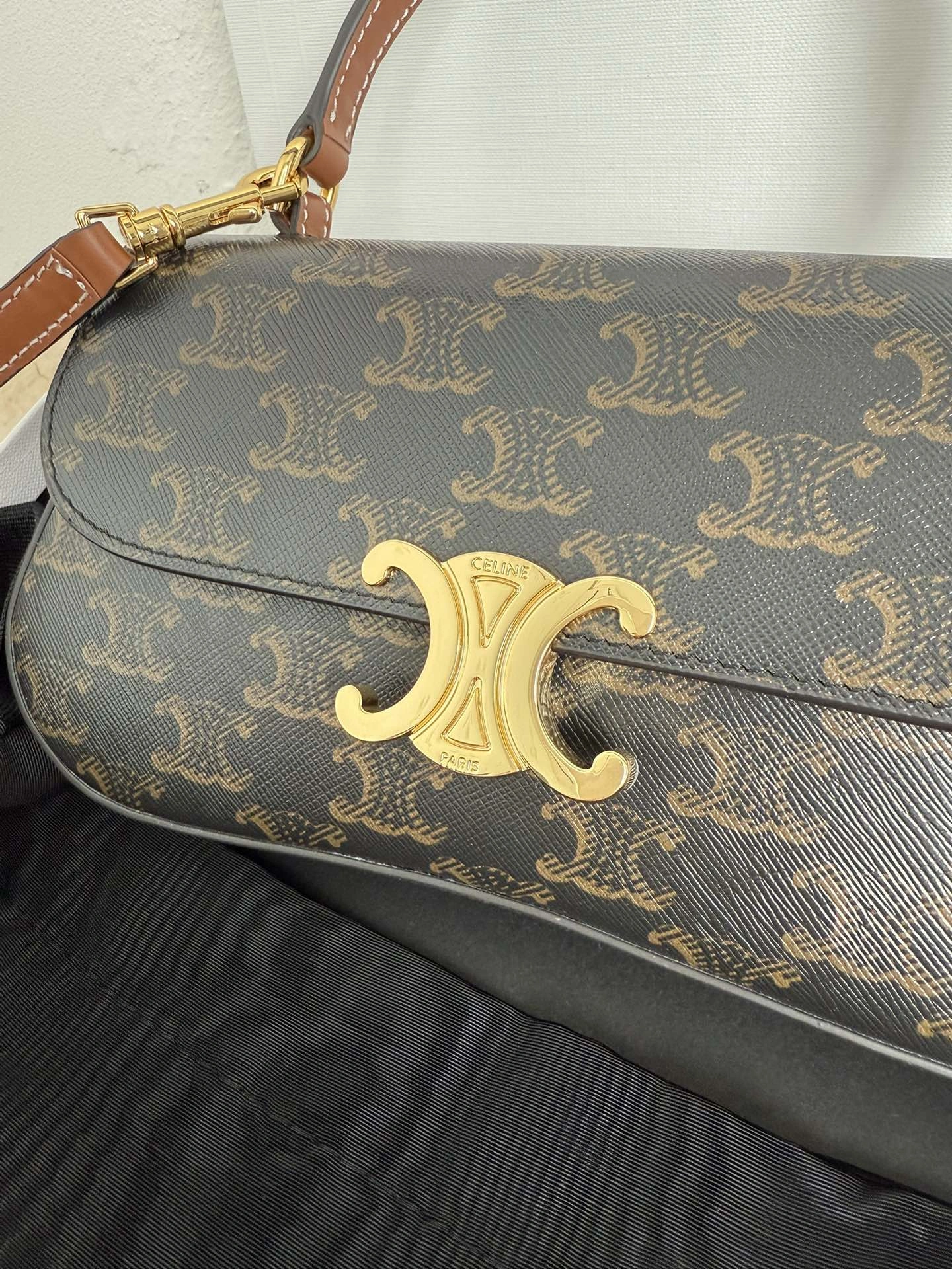 Lightweight Celine Satchel Bags 67085
