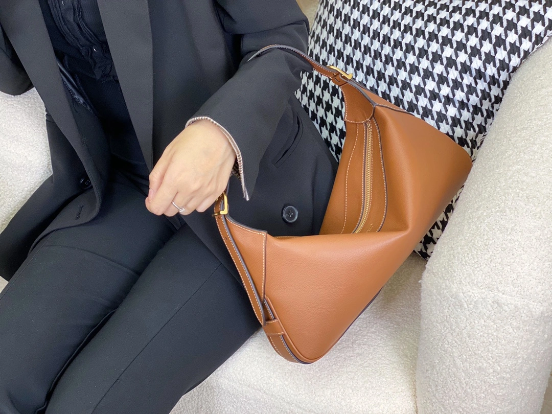 Celine Satchel Bags Sleek 94563