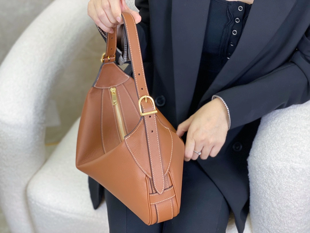 Celine Satchel Bags Sleek 94563
