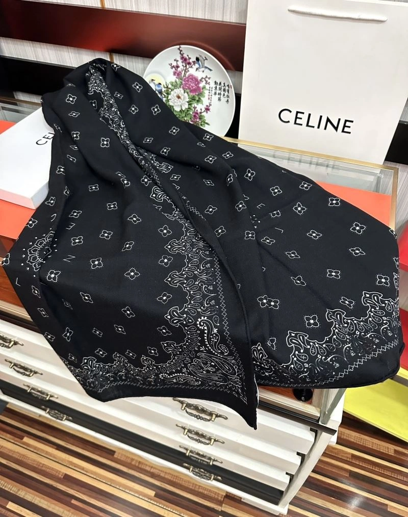 EyeCatching Celine Scarf 271294
