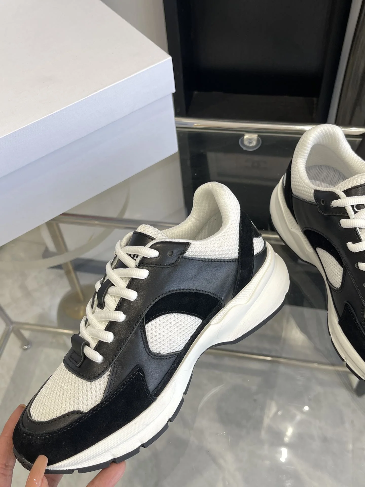 Sporty Celine Shoes 8231