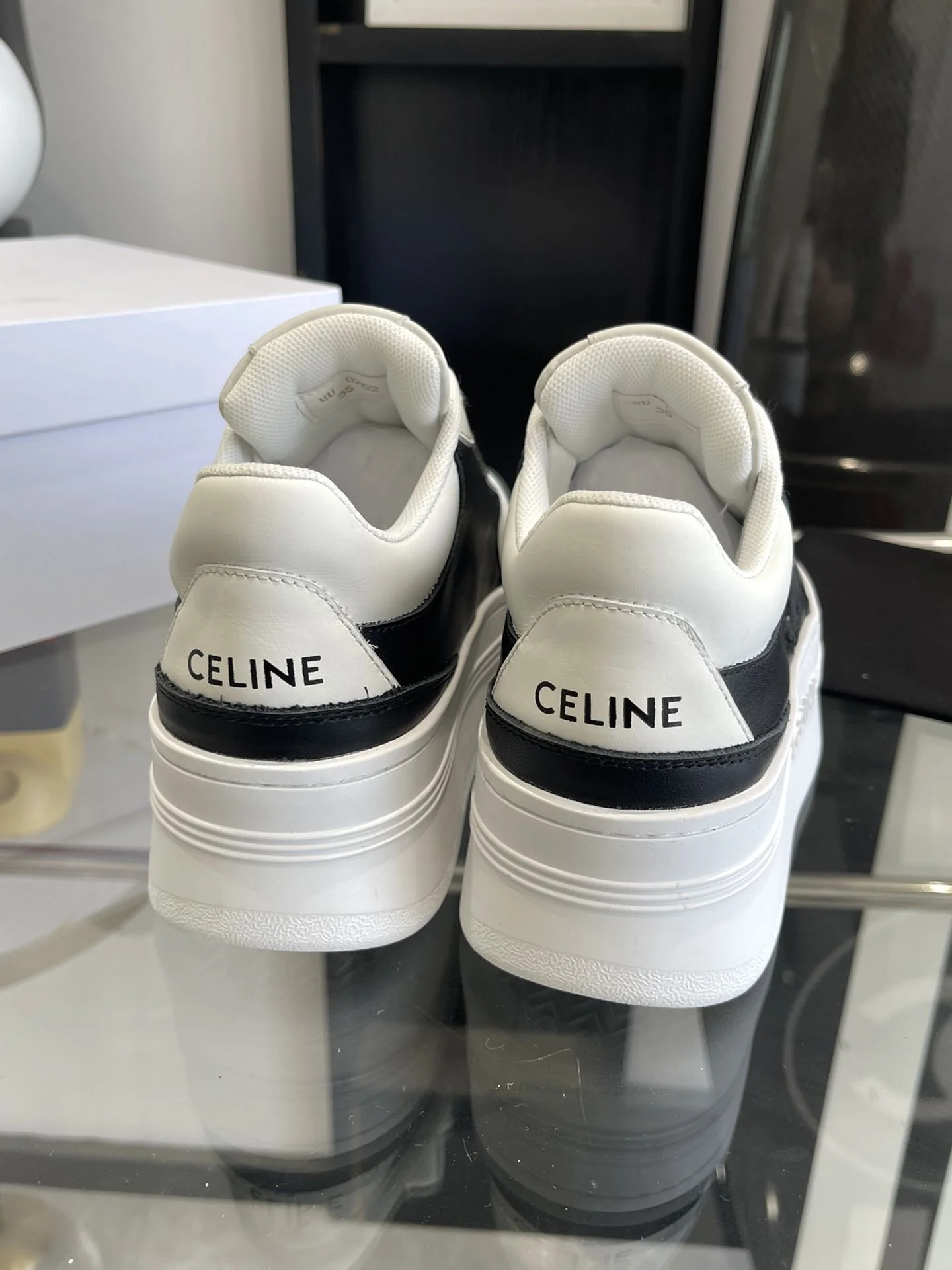 Celine Shoes UrbanStyle 8197