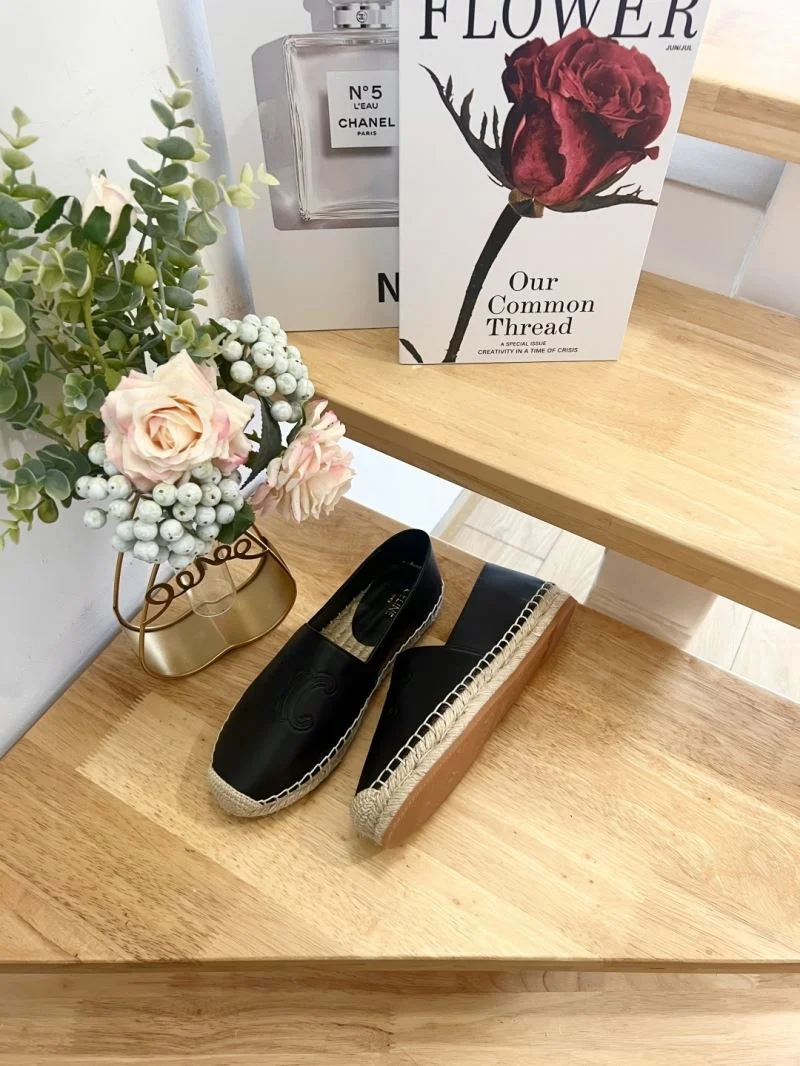 Versatile Celine Shoes 12633