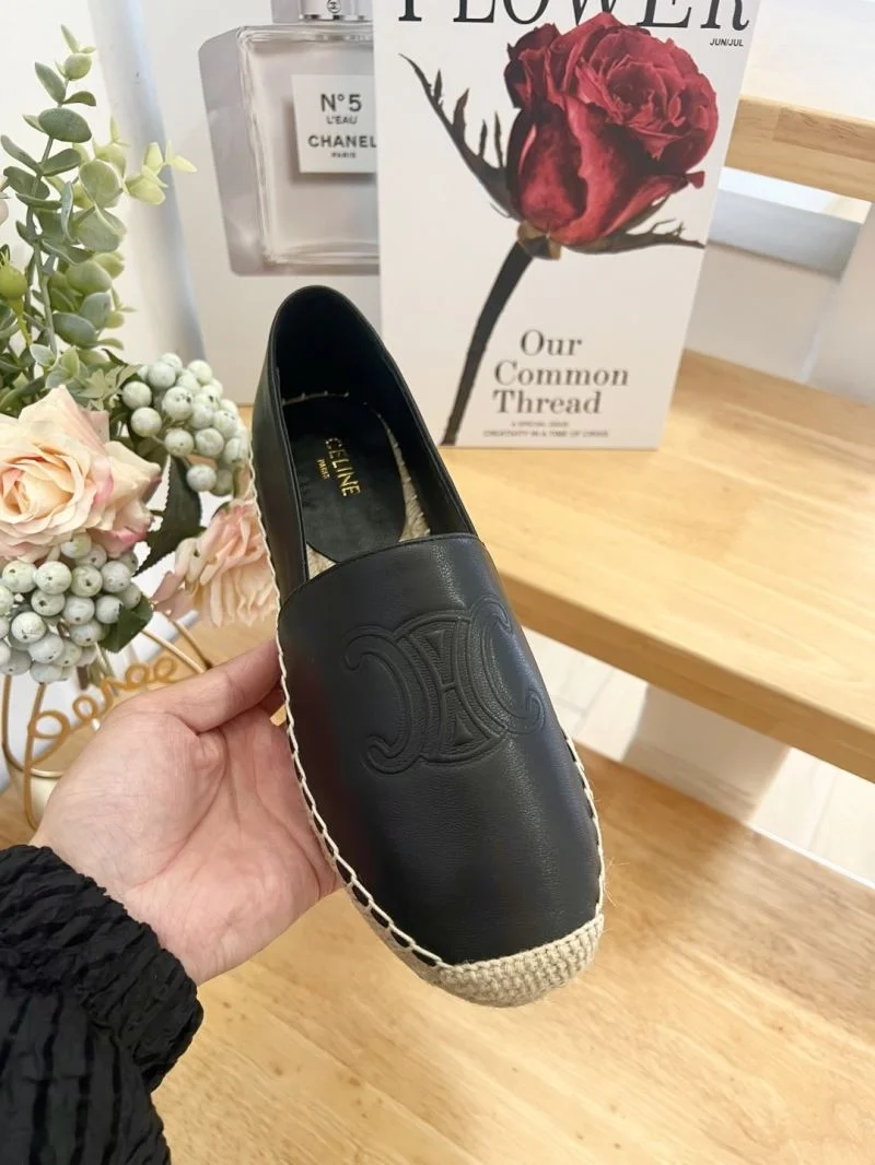 Versatile Celine Shoes 12633