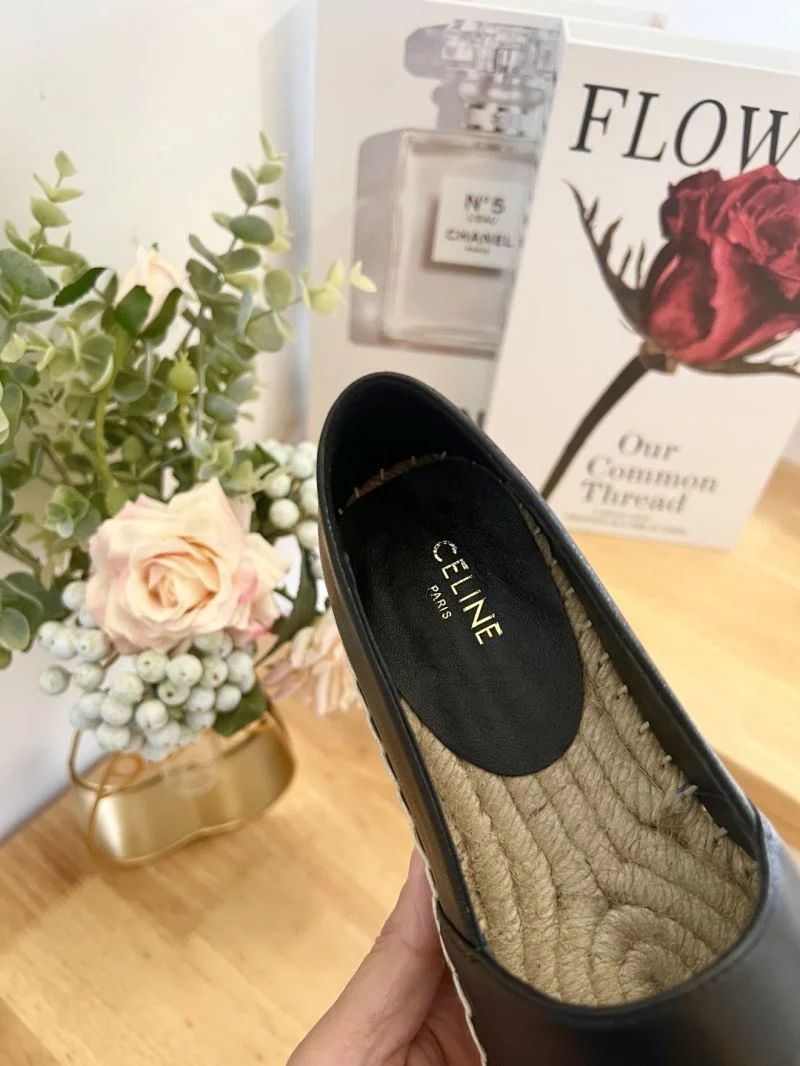 Versatile Celine Shoes 12633