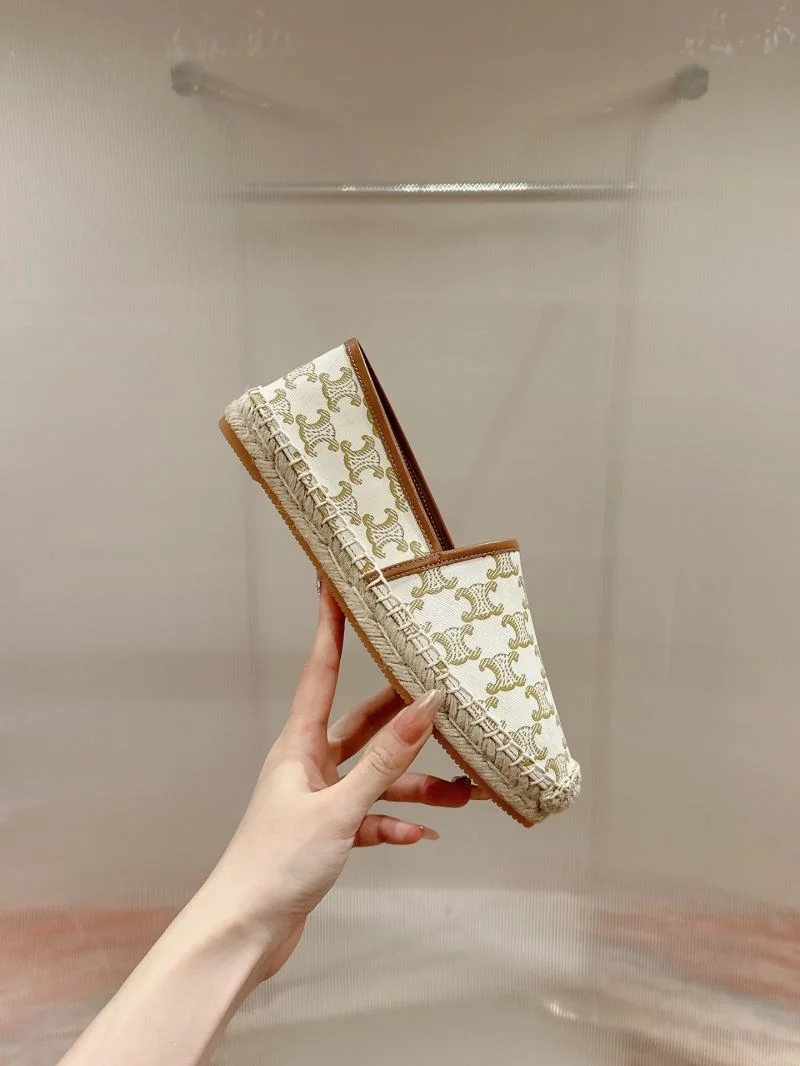 Bright Celine Shoes 10270