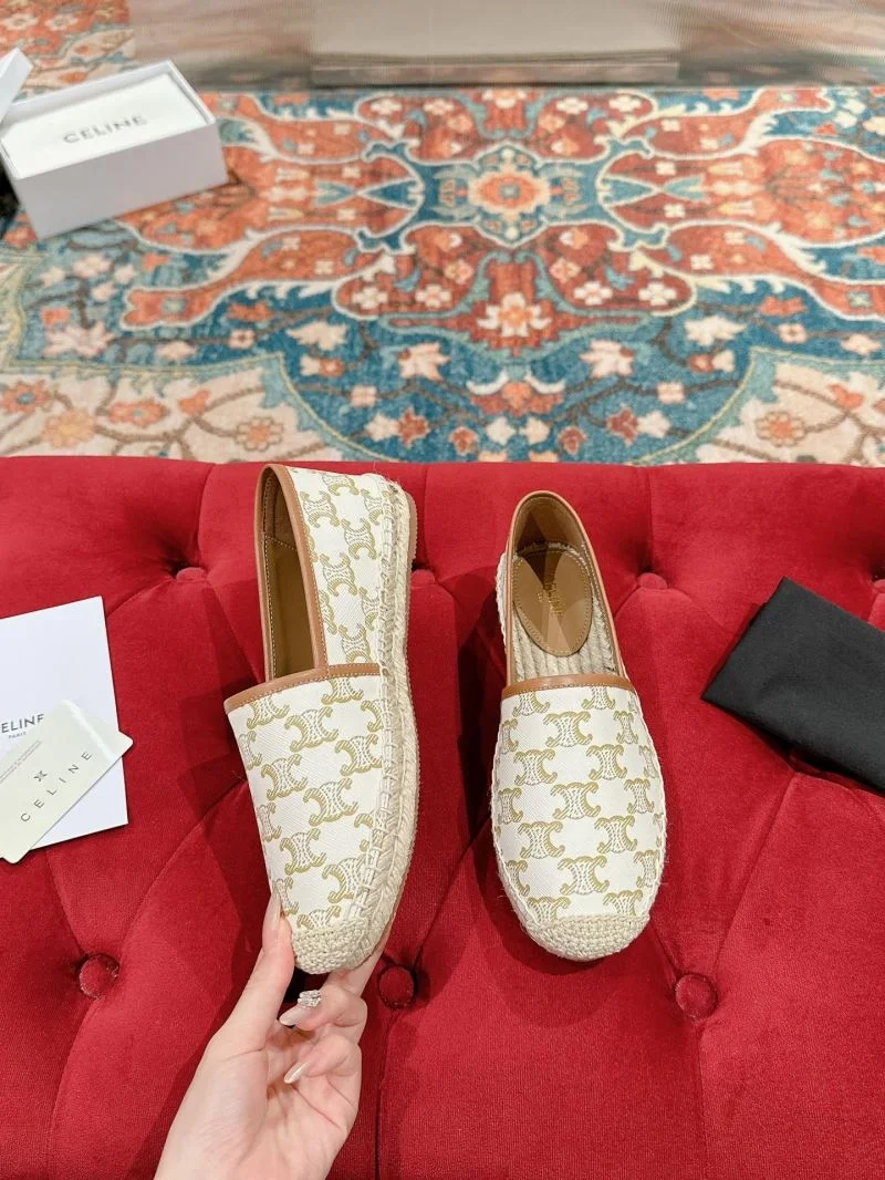 Bright Celine Shoes 10270