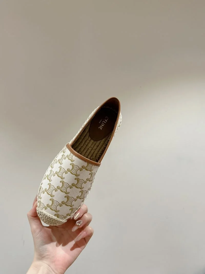 Bright Celine Shoes 10270