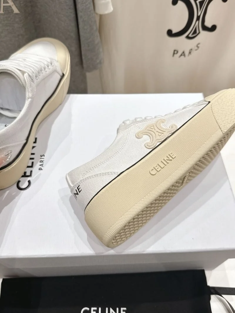 Versatile Celine Shoes 10210