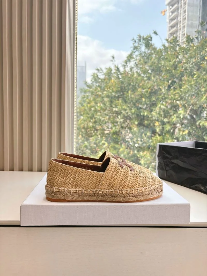 Trendsetting Celine Shoes 10188