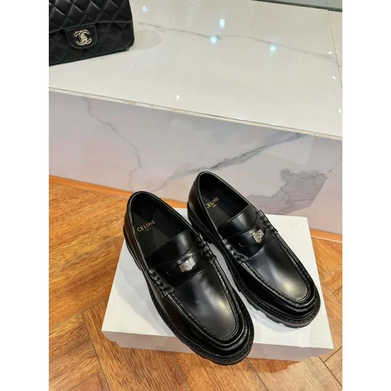 Celine Shoes Refined 15895