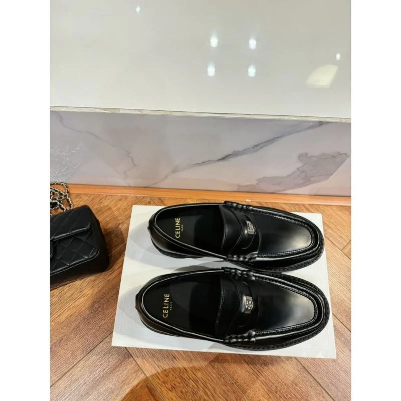 Celine Shoes Refined 15895
