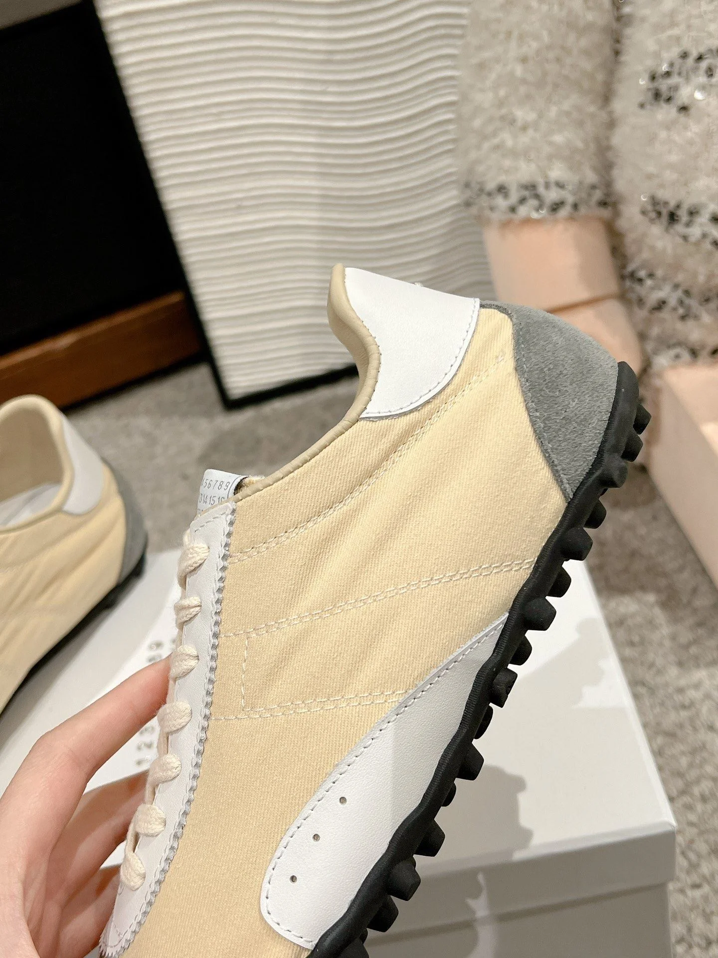 Cozy Celine Shoes 6598