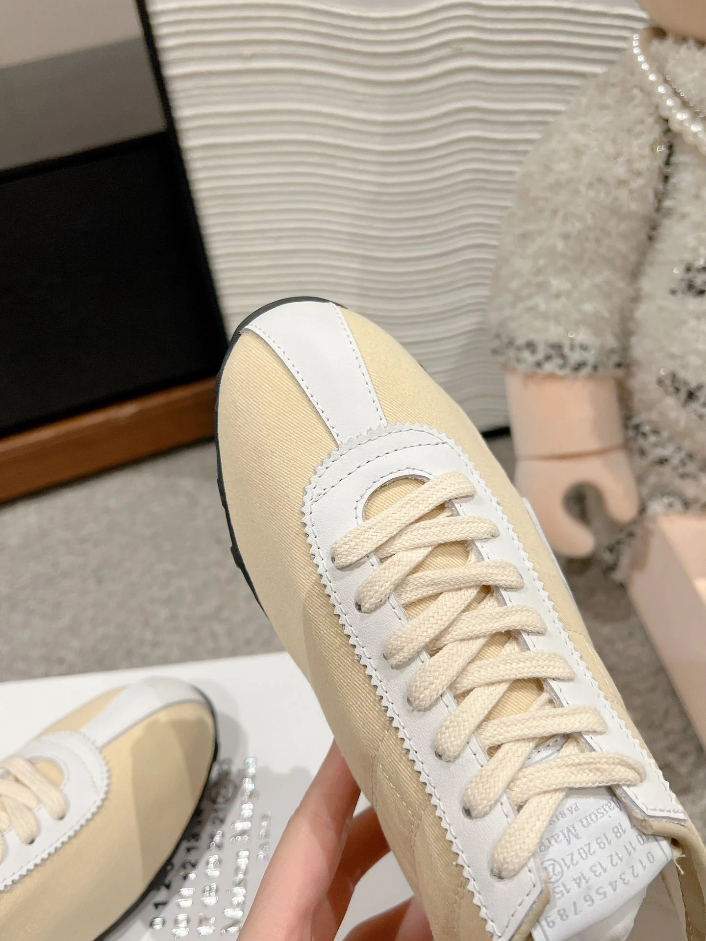 Cozy Celine Shoes 6598