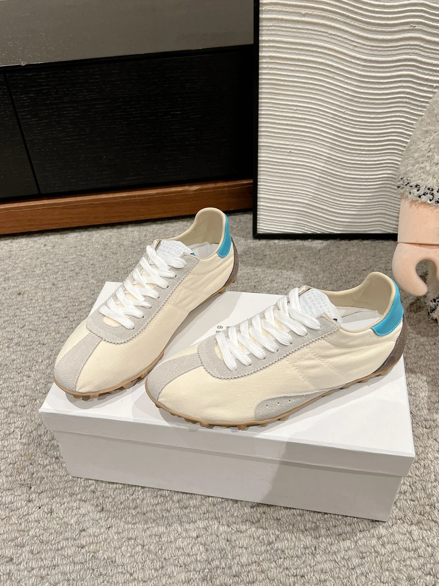 Minimalist Celine Shoes 6596