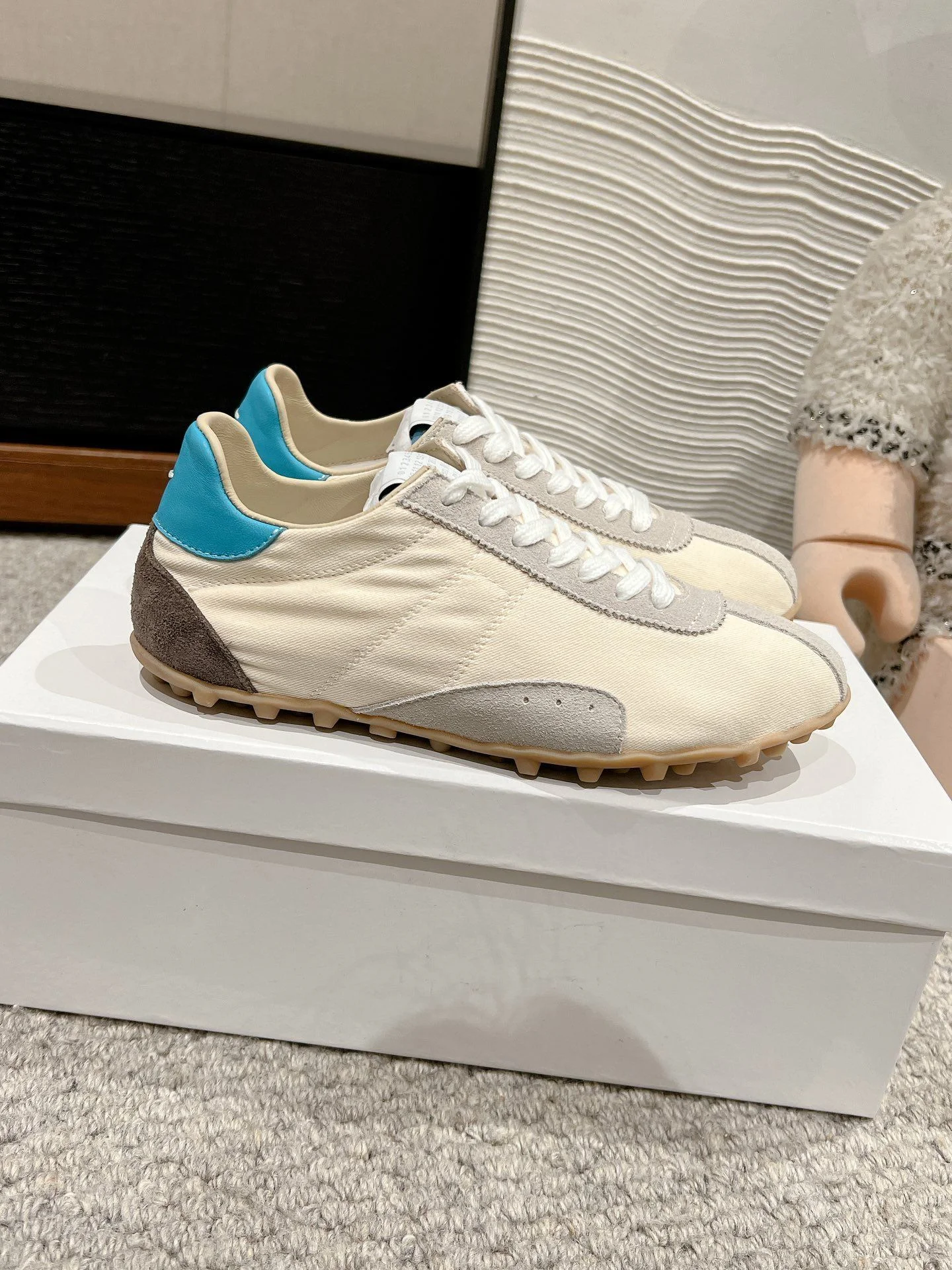 Minimalist Celine Shoes 6596