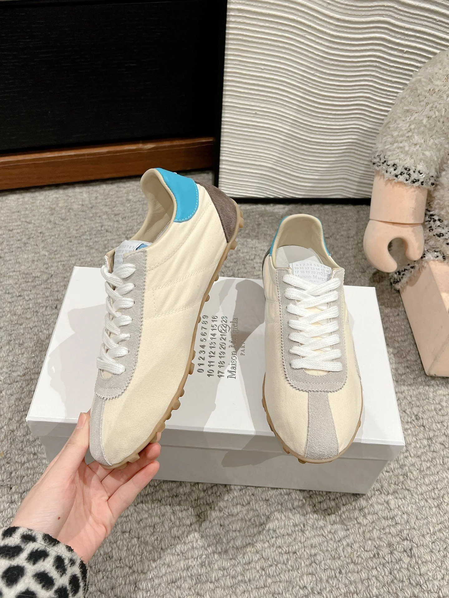 Minimalist Celine Shoes 6596