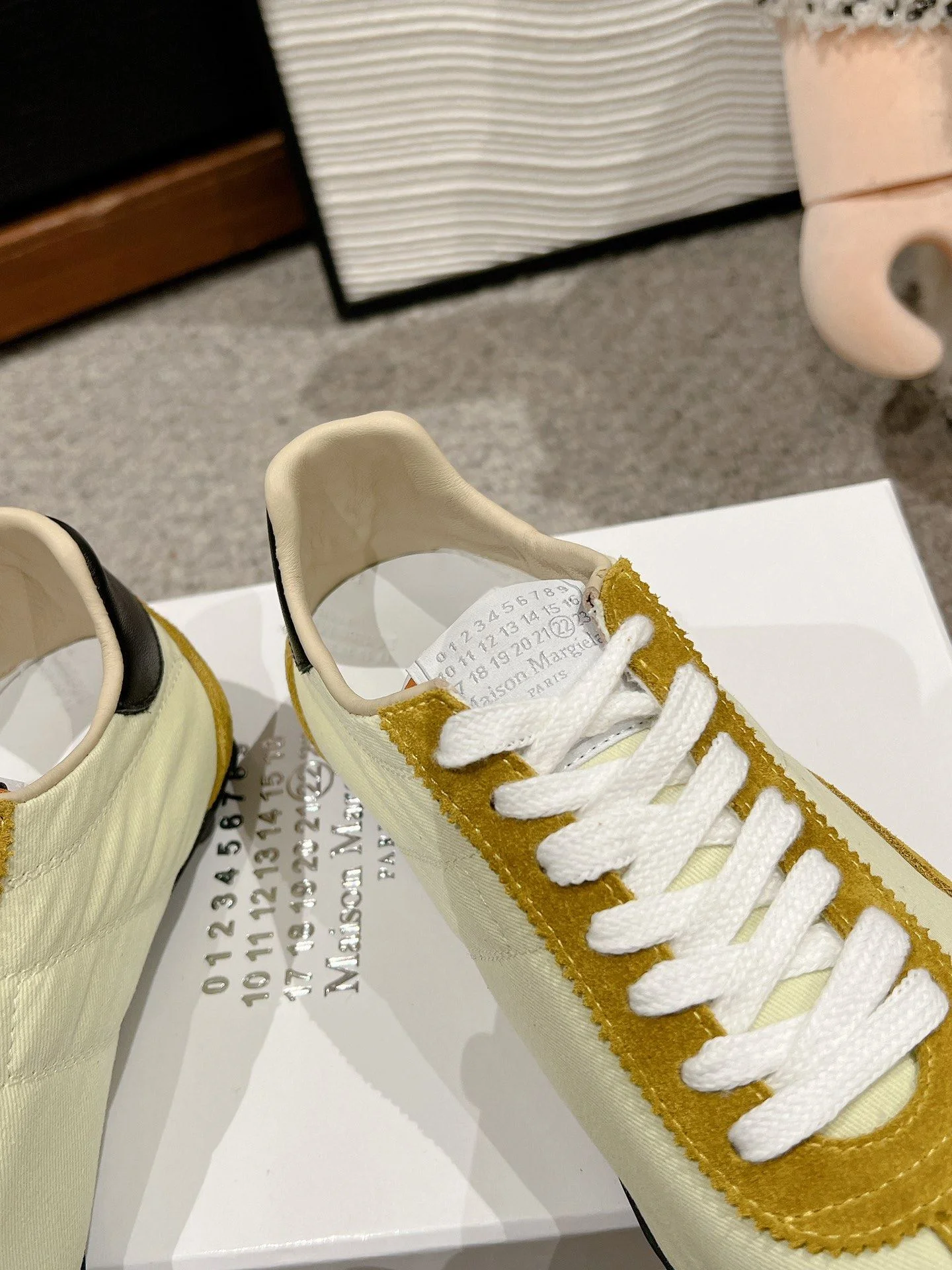ComfortFit Celine Shoes 6590