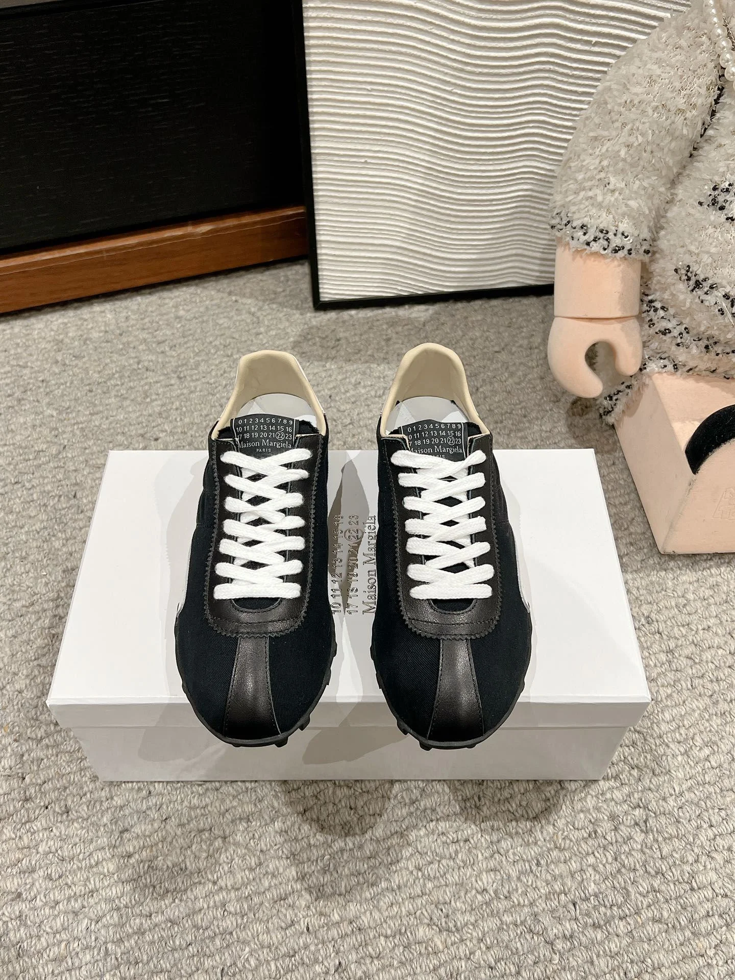 Minimalist Celine Shoes 6604