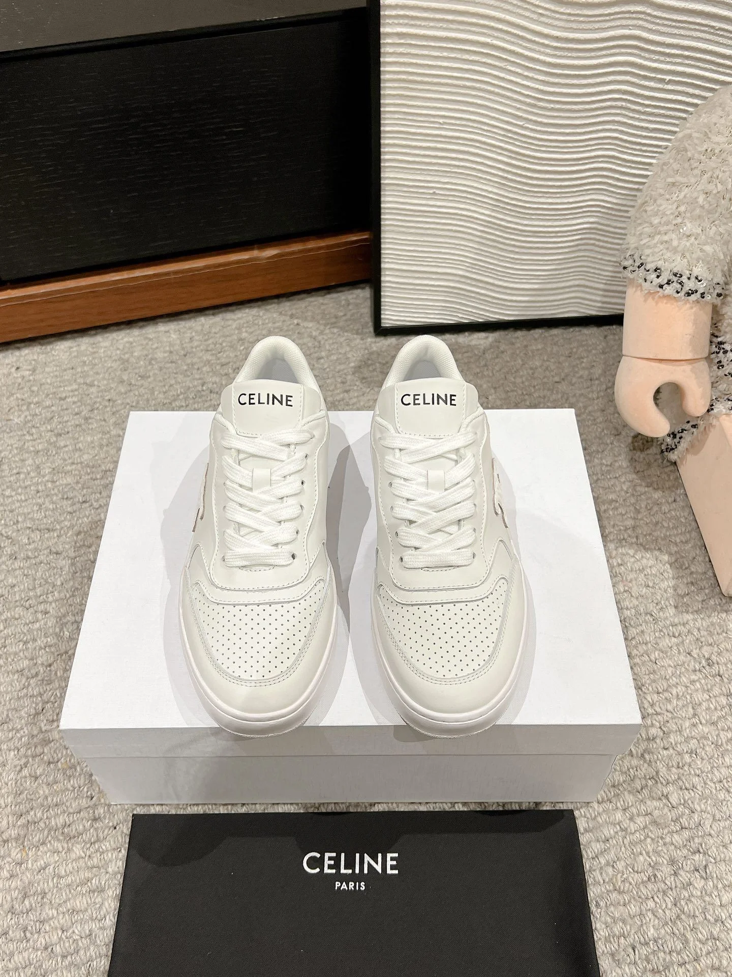 Practical Celine Shoes 6612