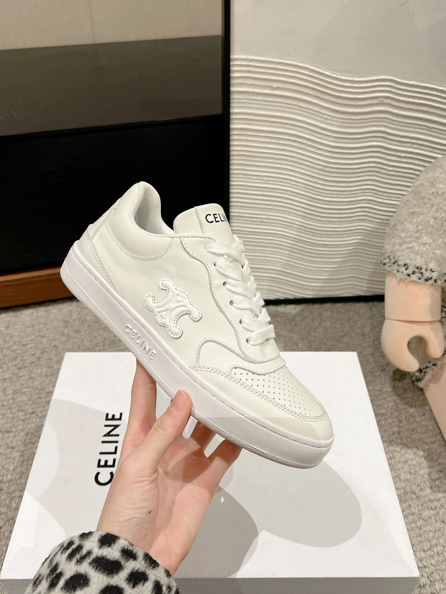 Practical Celine Shoes 6612