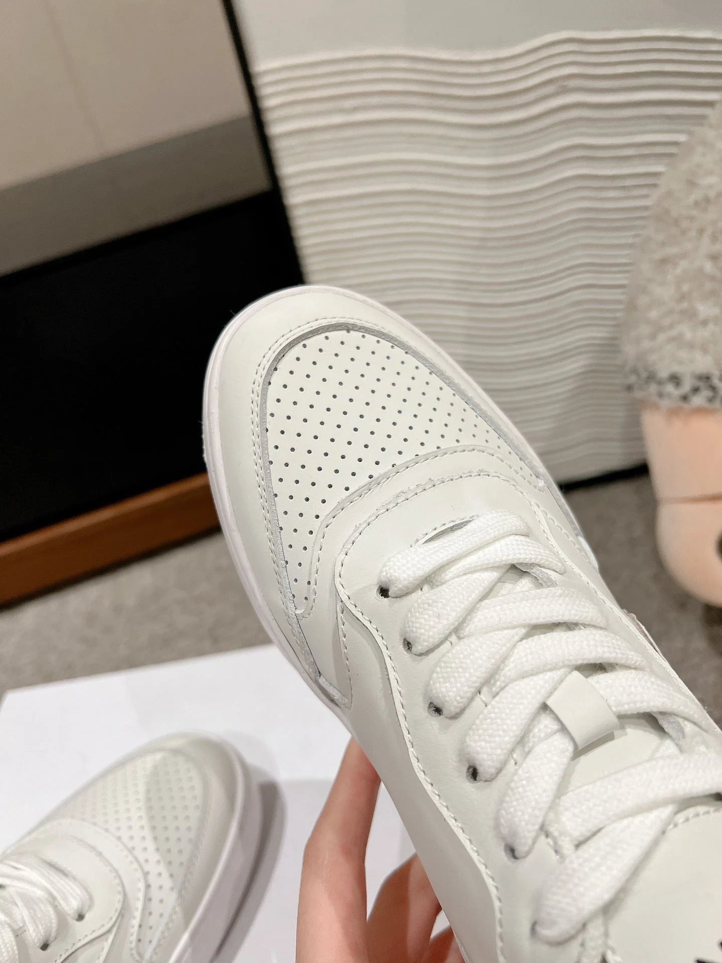 Practical Celine Shoes 6612