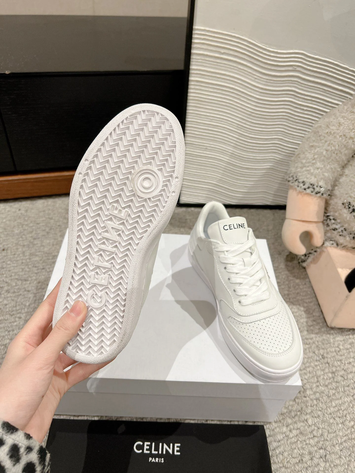 Practical Celine Shoes 6612