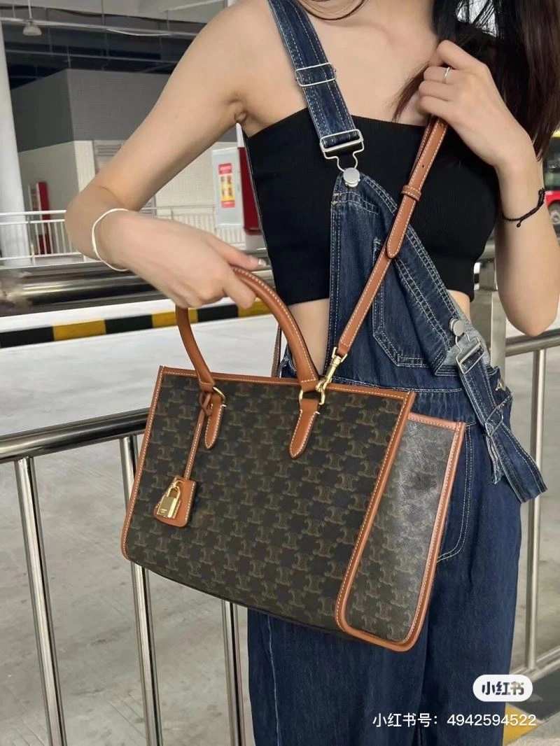 Celine Shopping Bags SunProtective 60281