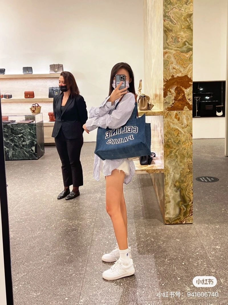 Lightweight Celine Shopping Bags 60348