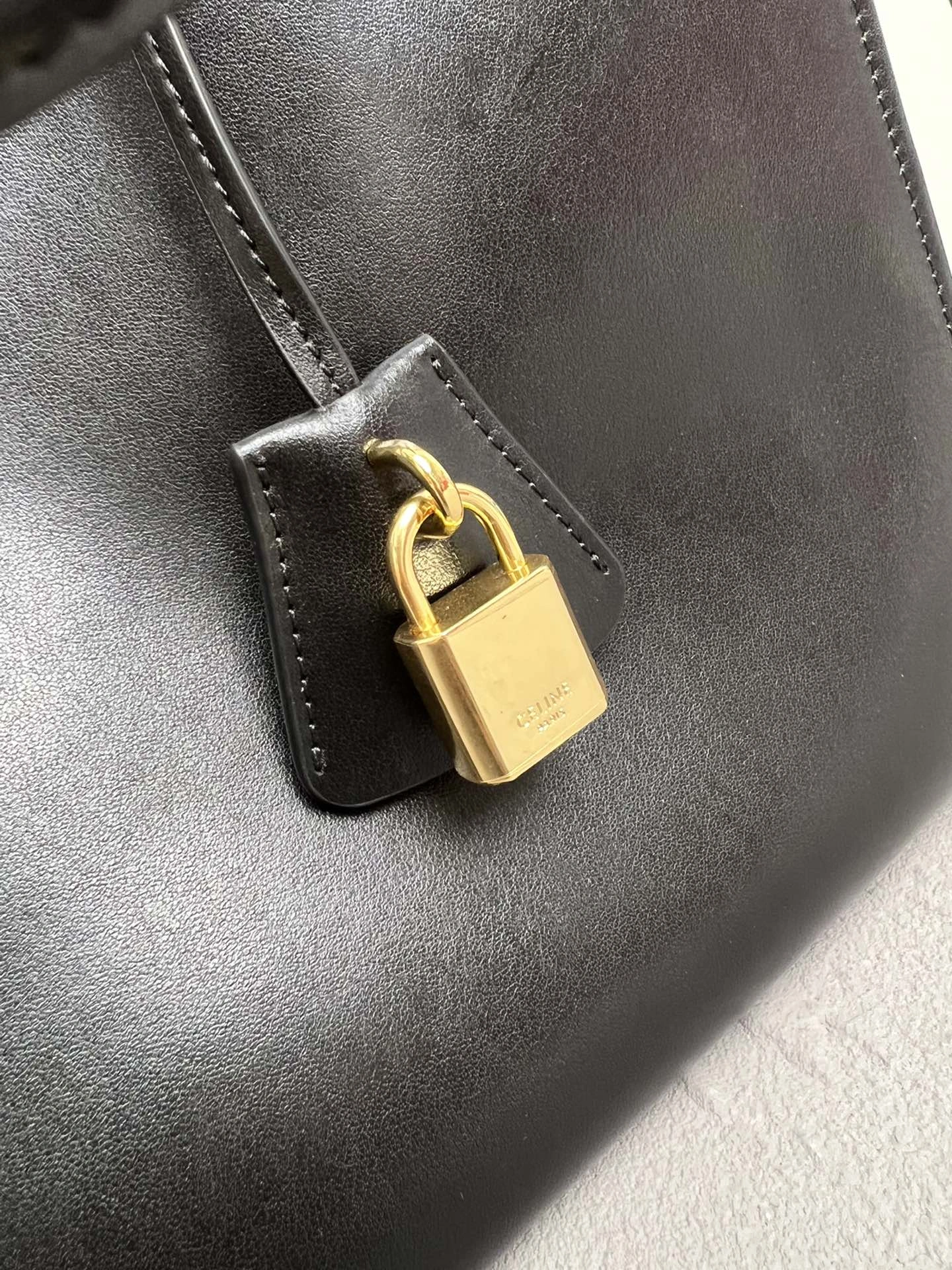 Celine Shopping Bags Stylish 78431
