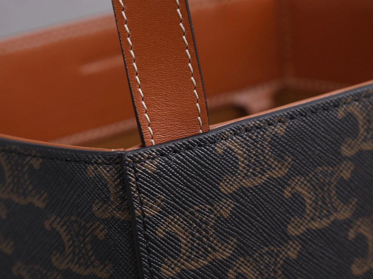 Elegant Celine Shopping Bags 78449