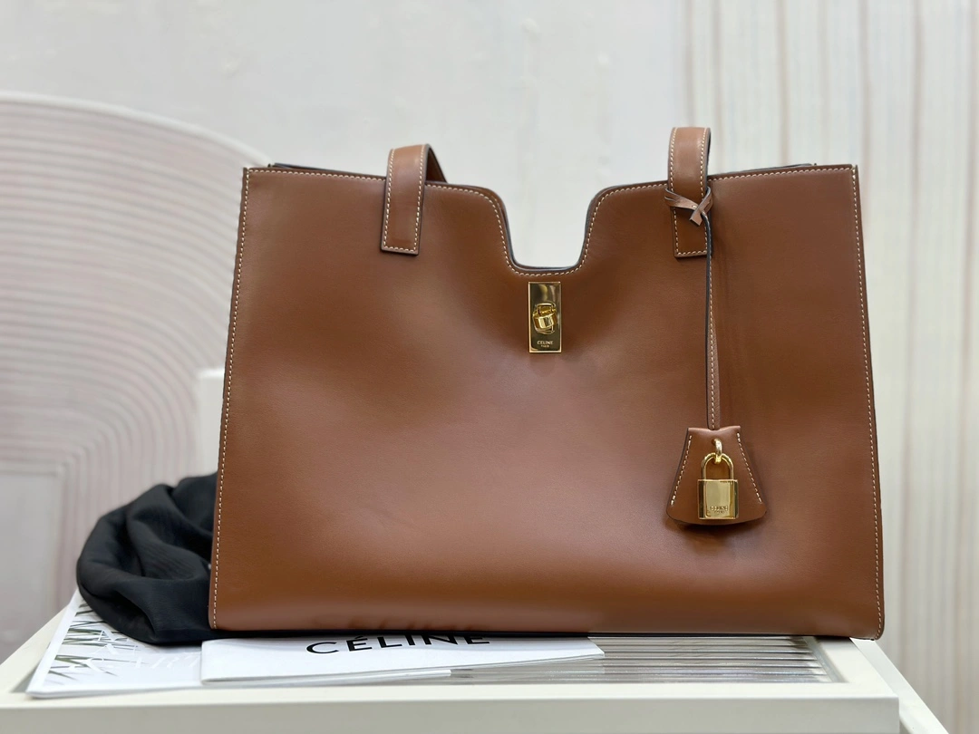 Versatile Celine Shopping Bags 94604