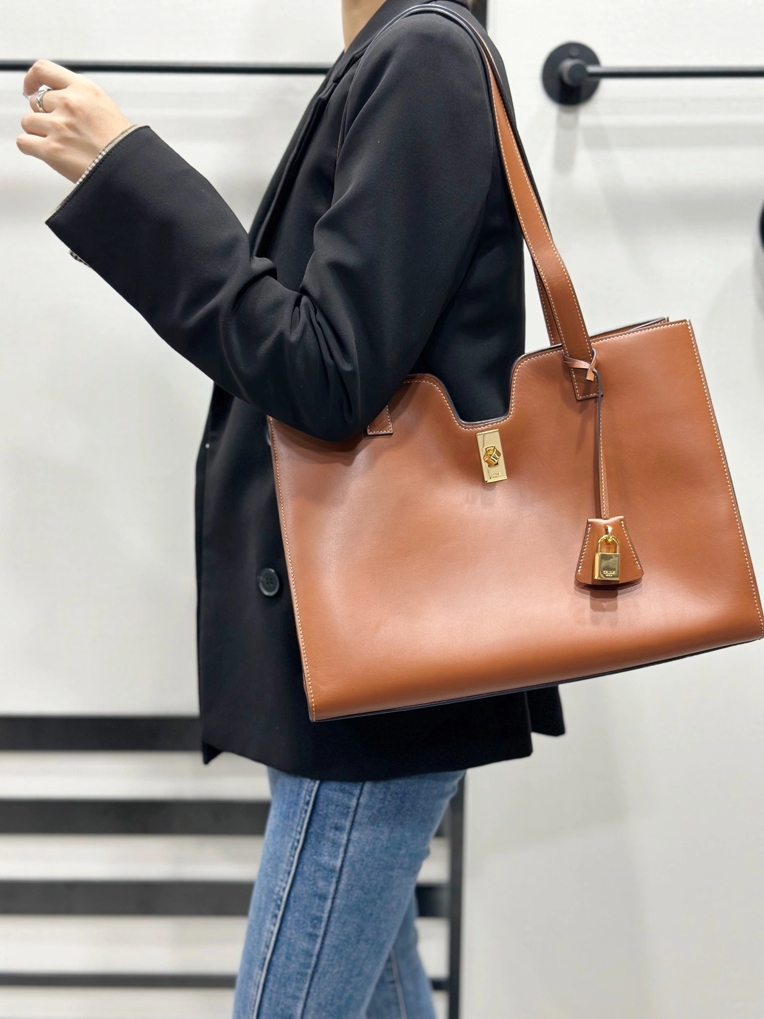 Versatile Celine Shopping Bags 94604