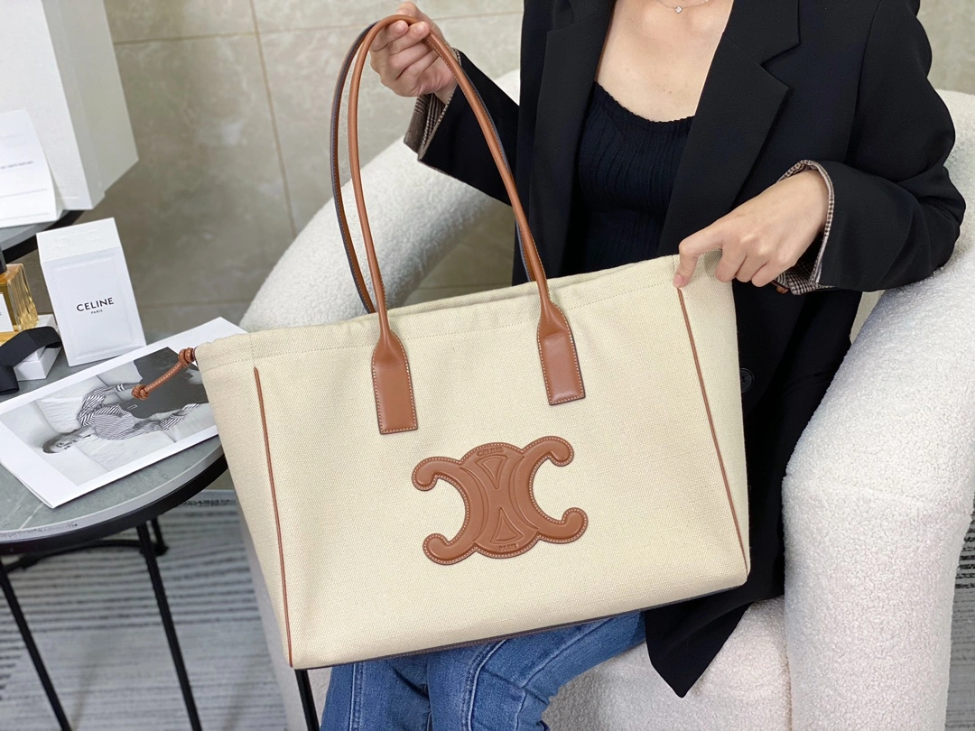 Elegant Celine Shopping Bags 94545