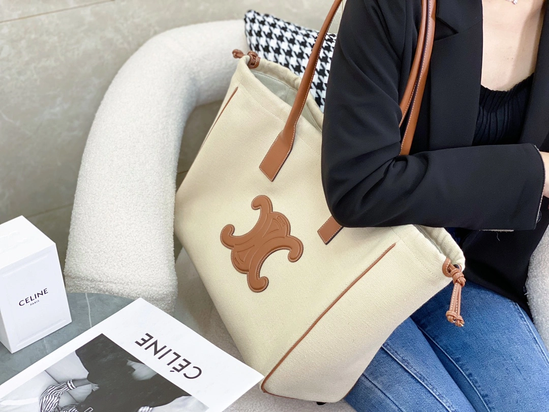Elegant Celine Shopping Bags 94545