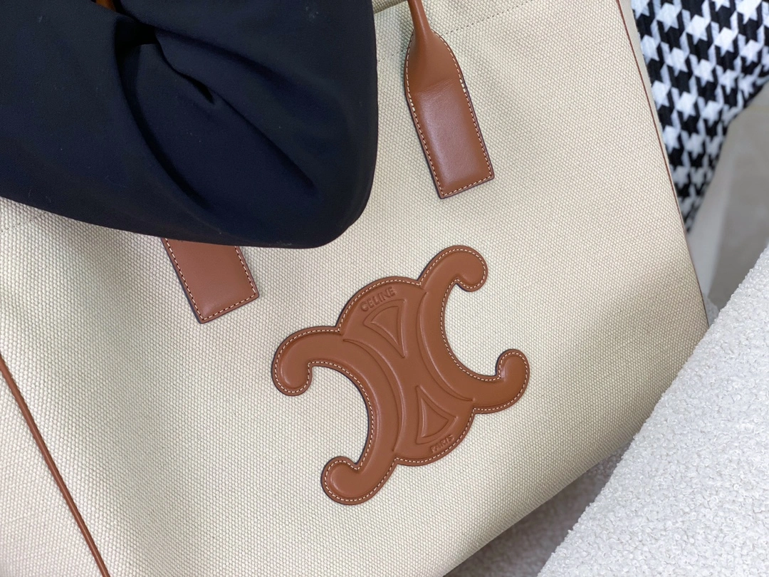 Elegant Celine Shopping Bags 94545