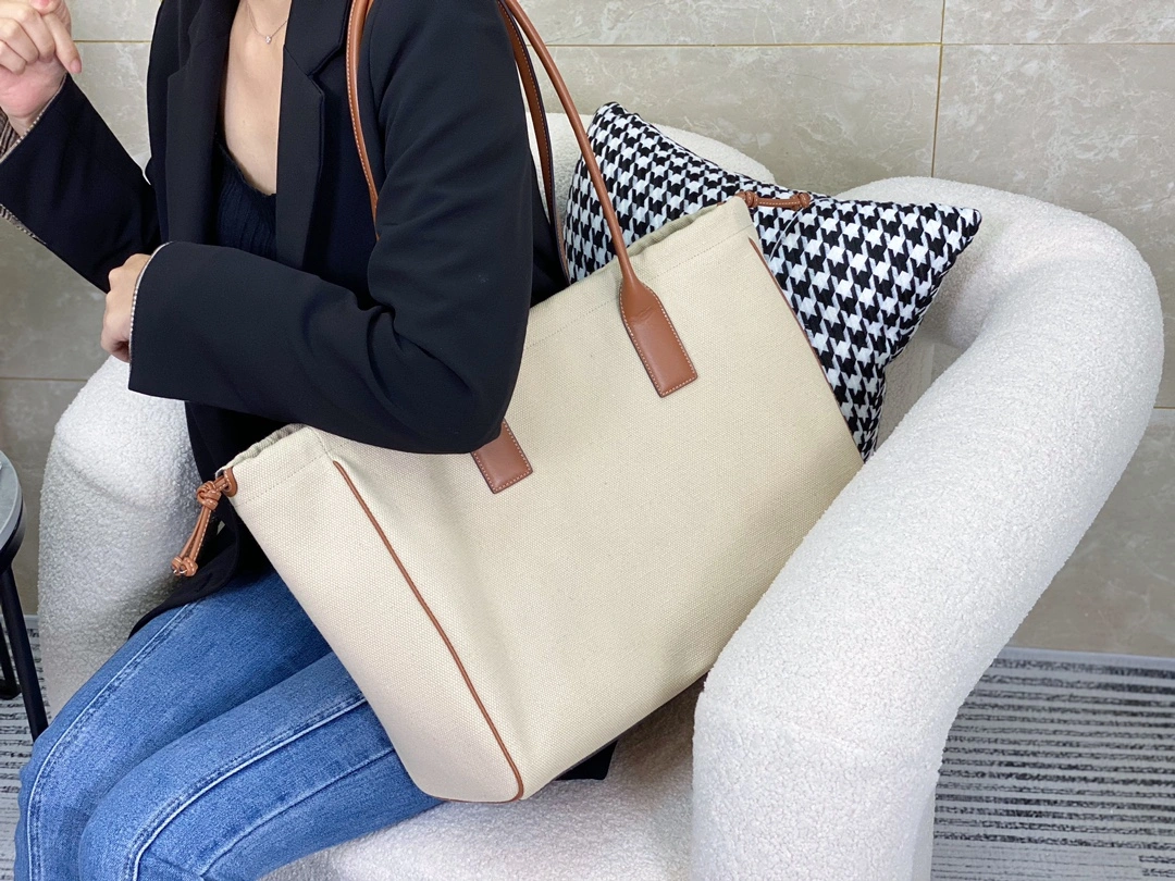 Elegant Celine Shopping Bags 94545