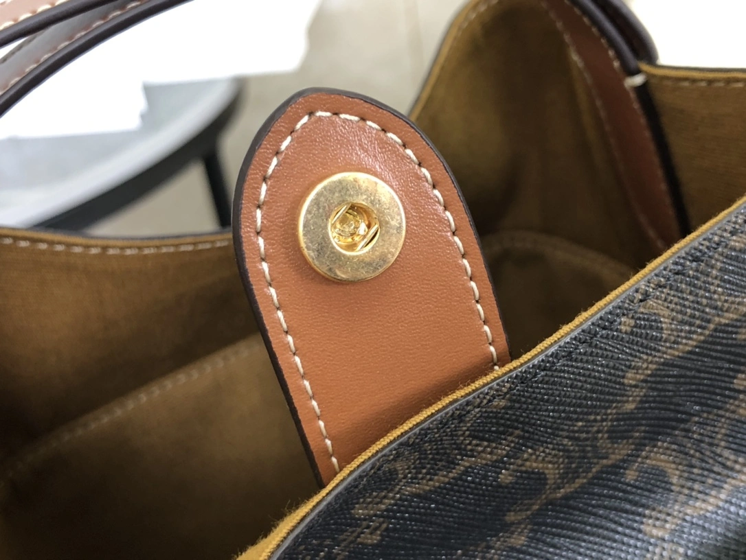 Celine Shopping Bags MoistureWicking 94538