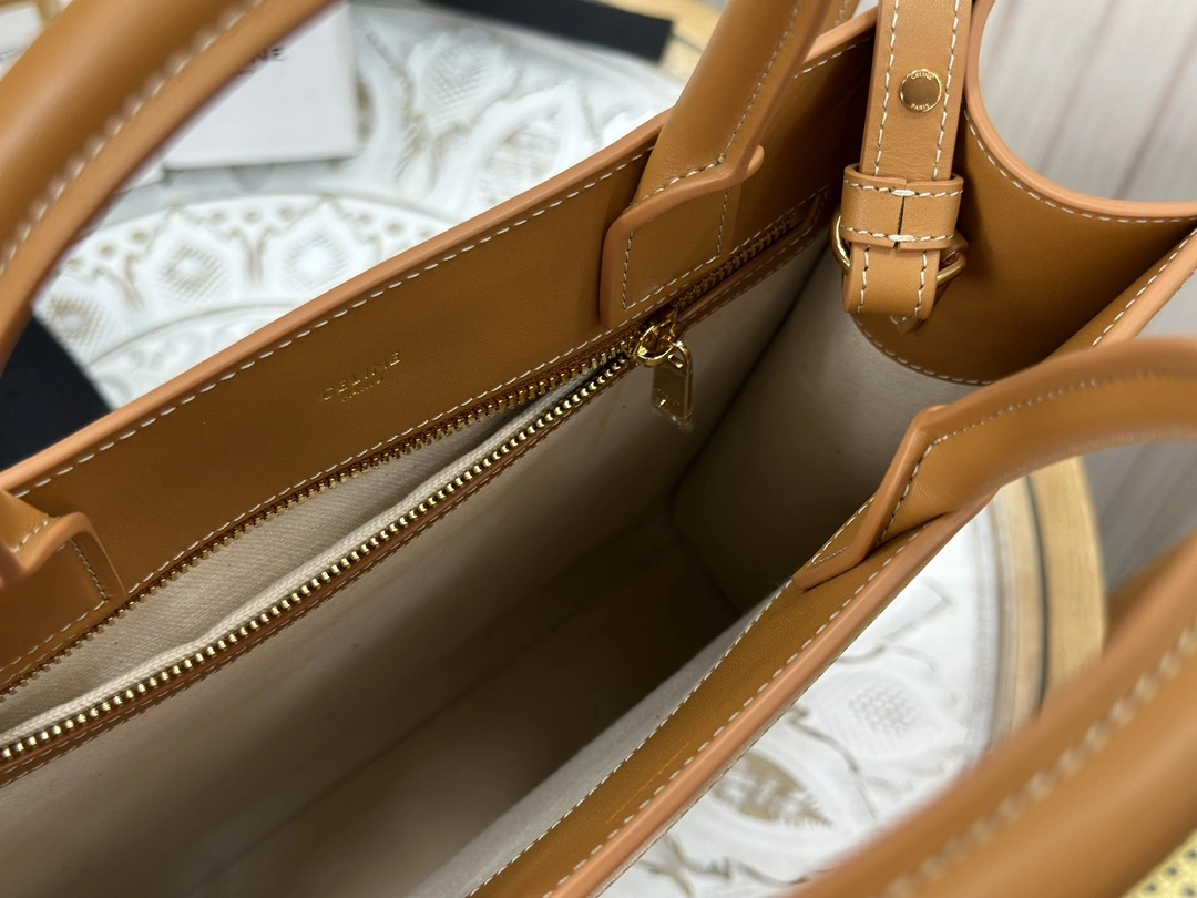 Celine Shopping Bags Trendsetting 94533