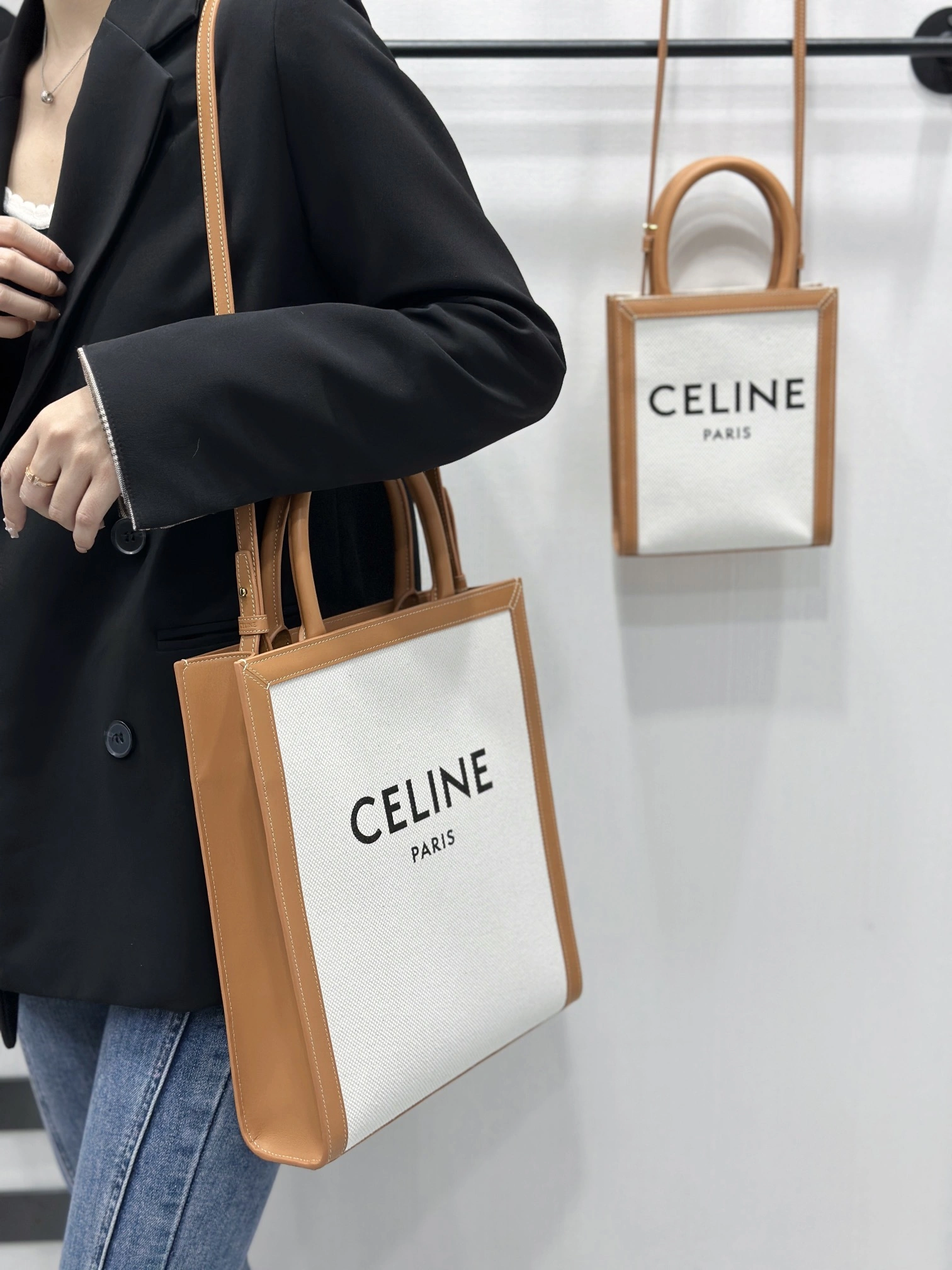 Celine Shopping Bags Trendsetting 94533