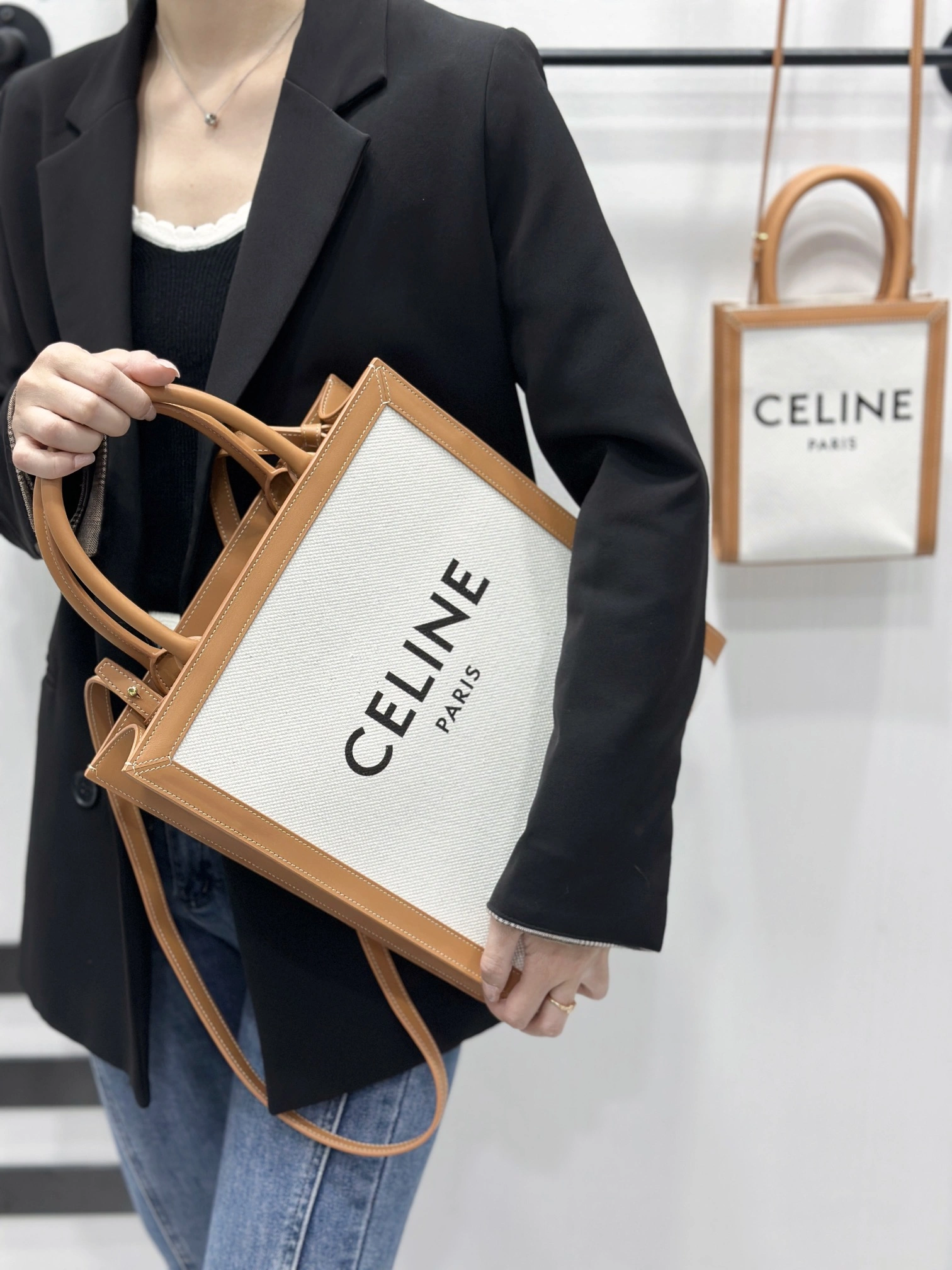 Celine Shopping Bags Trendsetting 94533