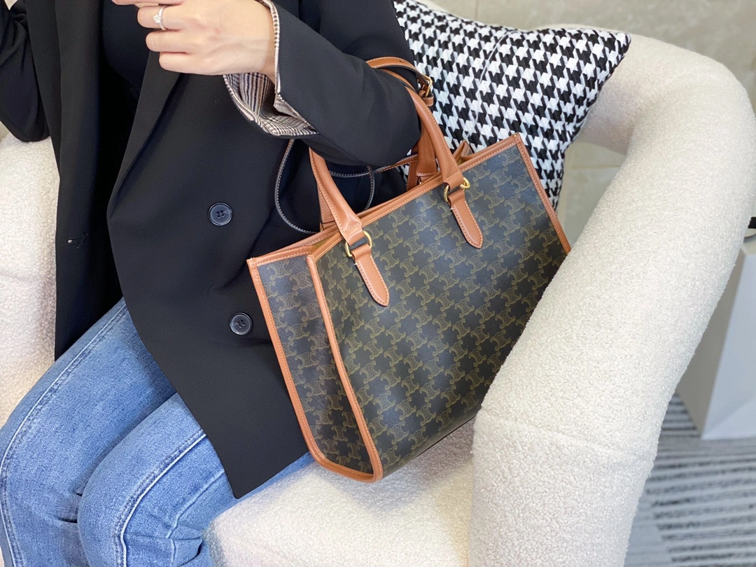 Youthful Celine Shopping Bags 94532