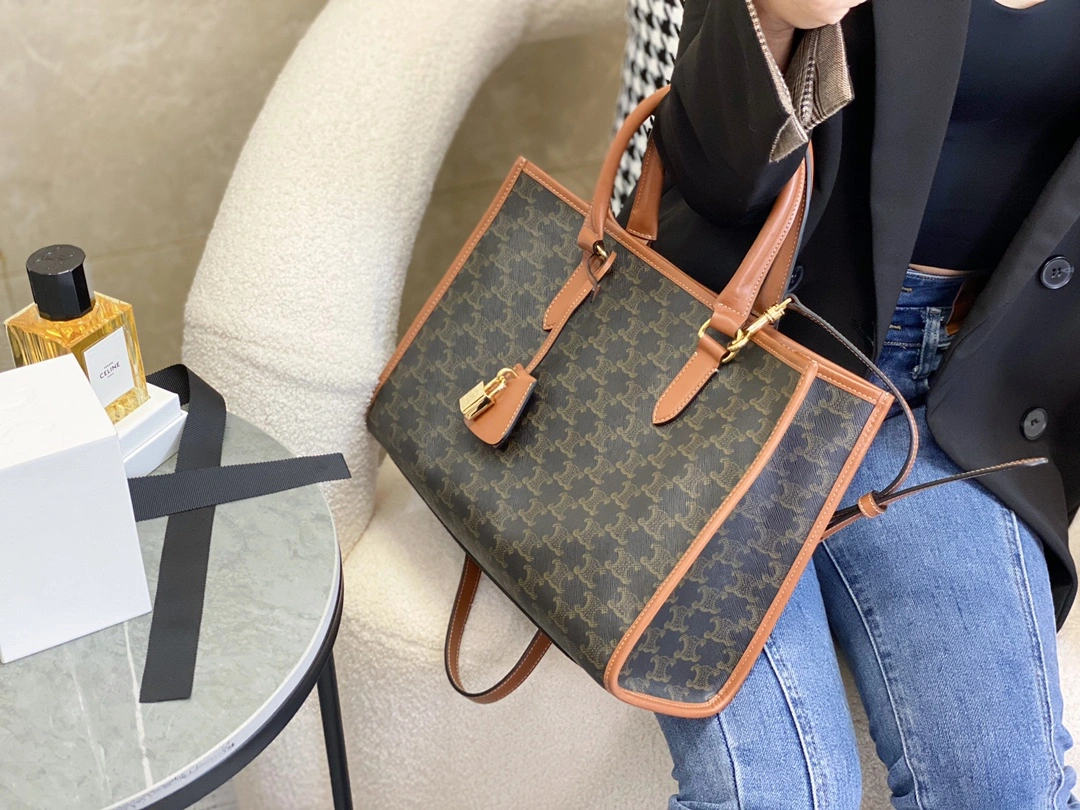 Youthful Celine Shopping Bags 94532