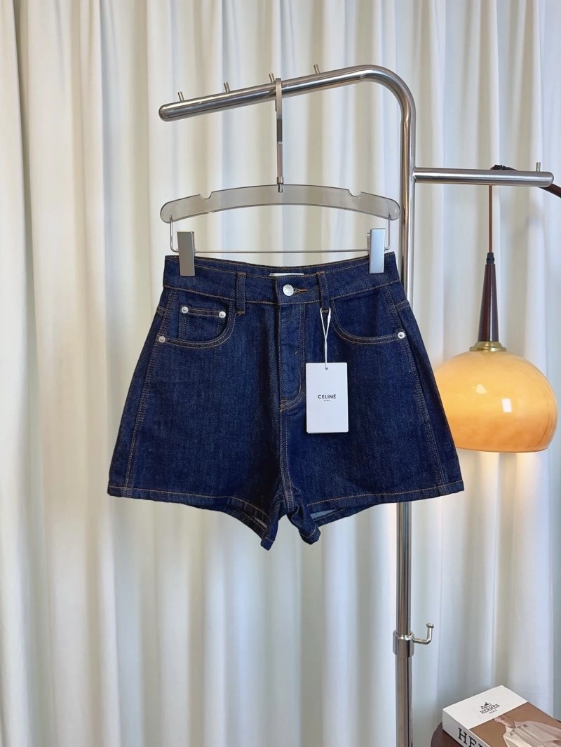 Celine Short Pants Supportive 106933